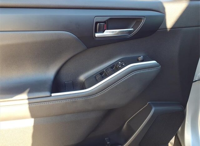 
 Toyota Highlander Hybrid full									