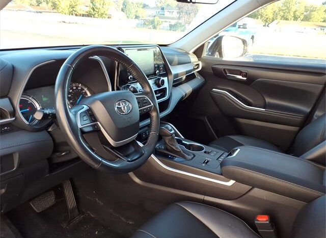 
 Toyota Highlander Hybrid full									