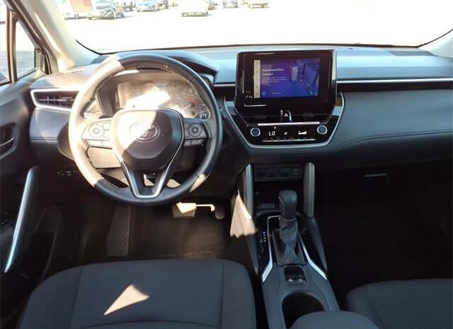 
 Toyota Corolla Cross full									