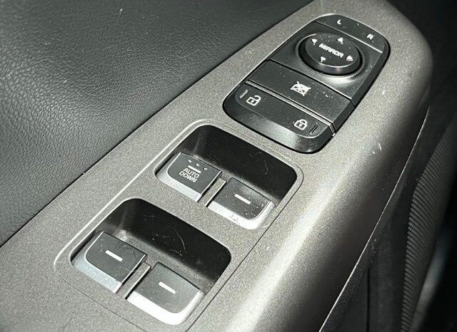 
 Kia Sportage full									