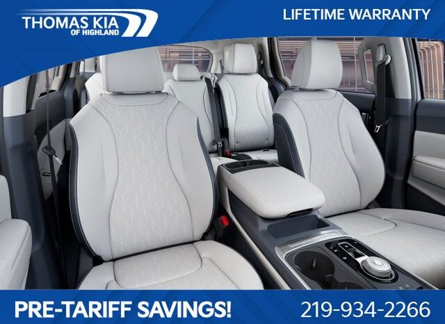 
 Kia Carnival Hybrid full									