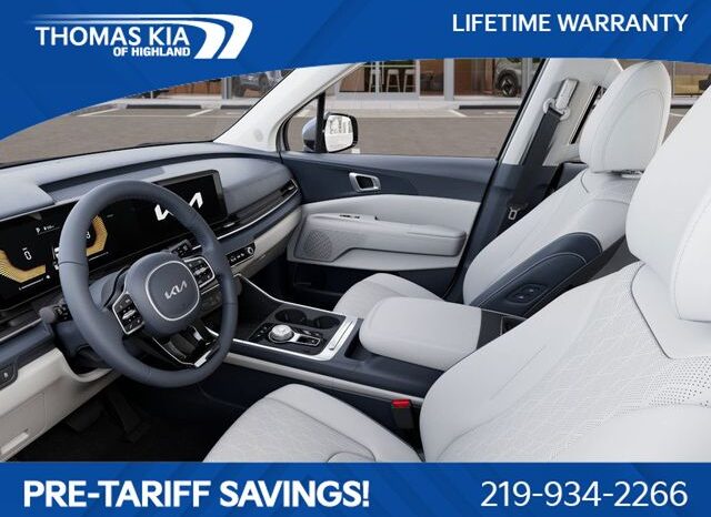 
 Kia Carnival Hybrid full									