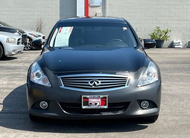 
 INFINITI Q40 full									