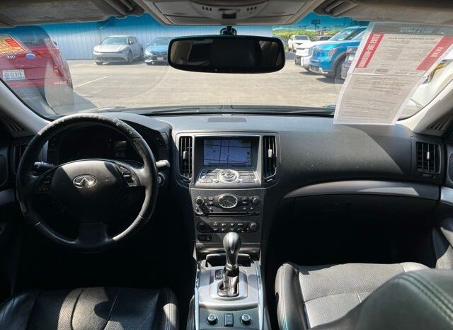 
 INFINITI Q40 full									