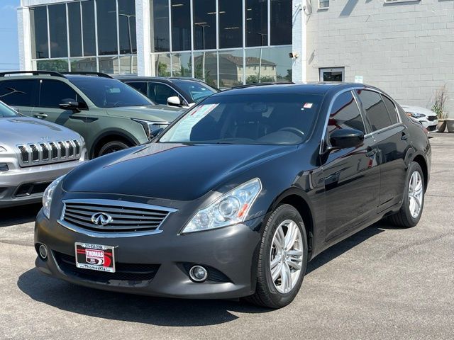 INFINITI Q40