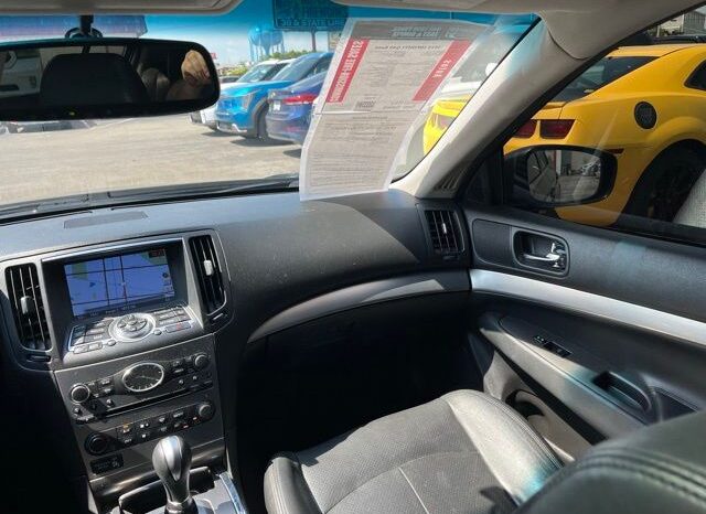 
 INFINITI Q40 full									