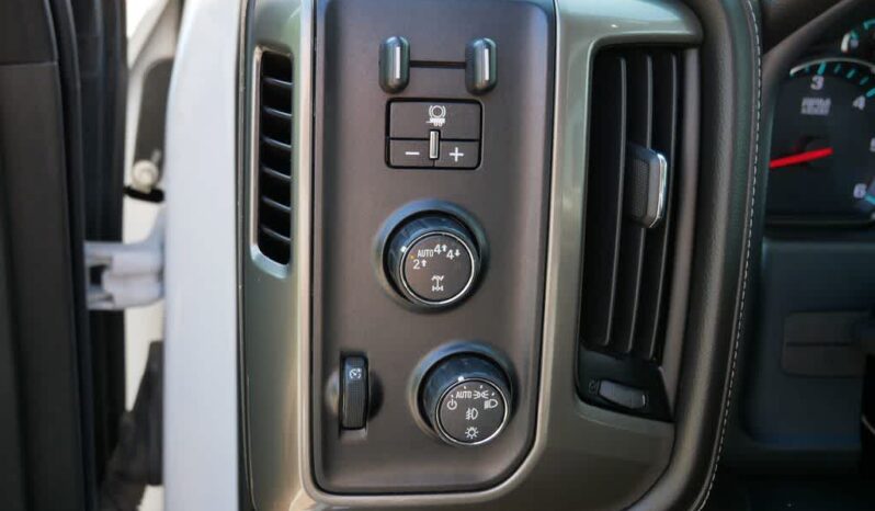 
 Chevrolet Silverado 1500 full									