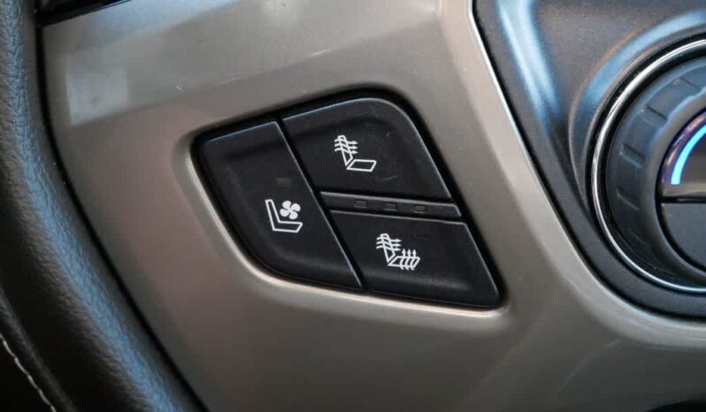 
 Chevrolet Silverado 1500 full									
