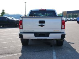 Chevrolet Silverado 1500 full