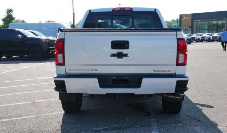 
 Chevrolet Silverado 1500 full									
