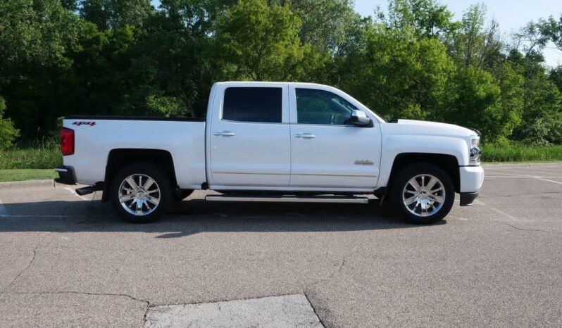 
 Chevrolet Silverado 1500 full									