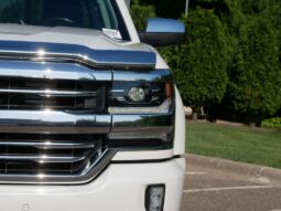 Chevrolet Silverado 1500 full