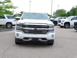 Chevrolet Silverado 1500 full