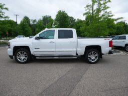 Chevrolet Silverado 1500 full