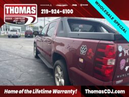 
 Chevrolet Avalanche 1500 full									