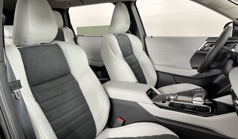 
 Mitsubishi Outlander full									