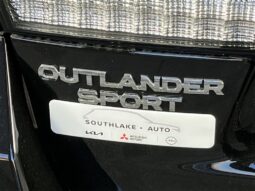 
 Mitsubishi Outlander Sport full									