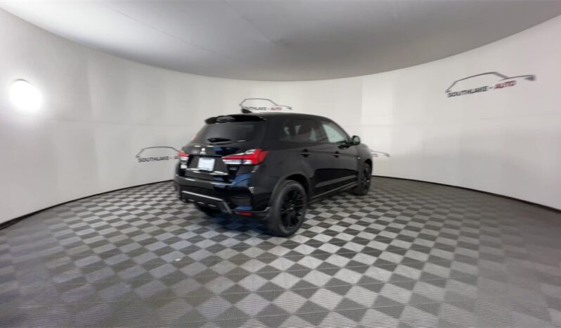 
 Mitsubishi Outlander Sport full									