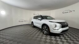 
 Mitsubishi Outlander full									
