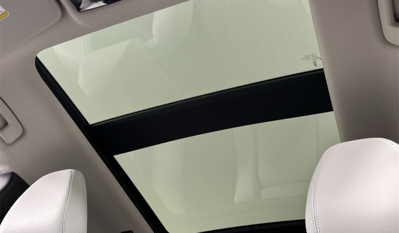 
 Mitsubishi Outlander full									