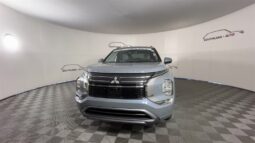 
 Mitsubishi Outlander full									