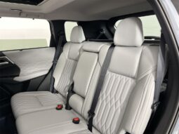 
 Mitsubishi Outlander full									