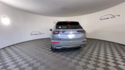 
 Mitsubishi Outlander full									