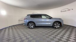 
 Mitsubishi Outlander full									