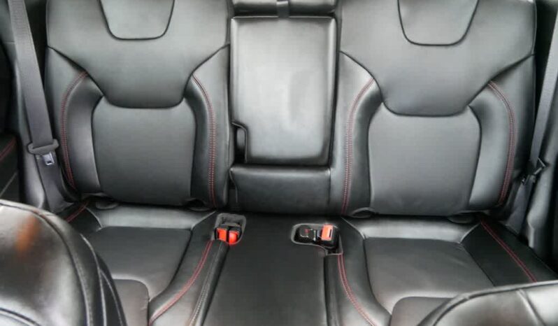 
 Jeep Cherokee full									