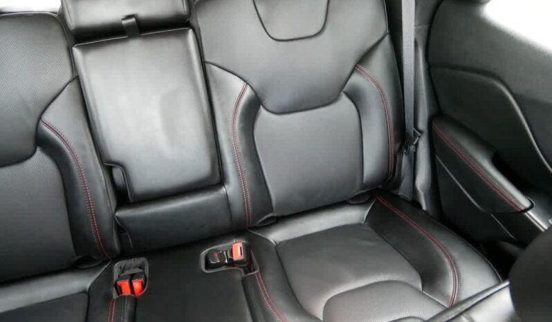 
 Jeep Cherokee full									