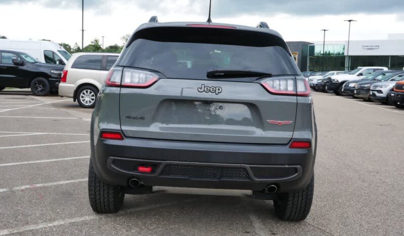 
 Jeep Cherokee full									