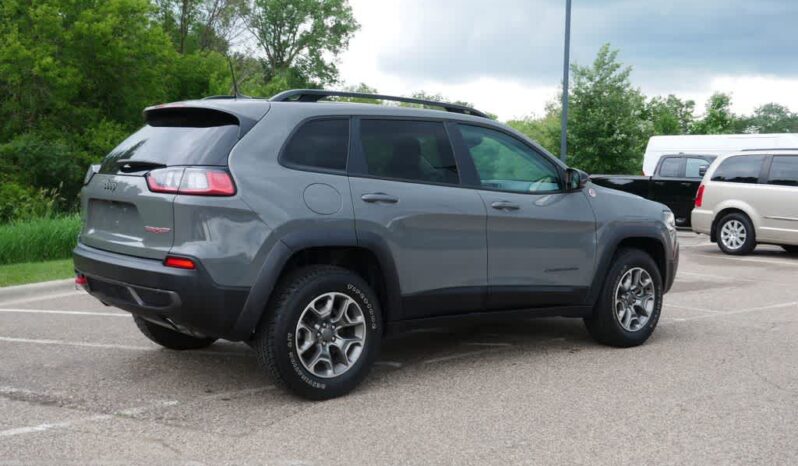 
 Jeep Cherokee full									