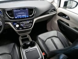 
 Chrysler Pacifica full									