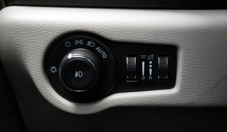 
 Chrysler Pacifica full									