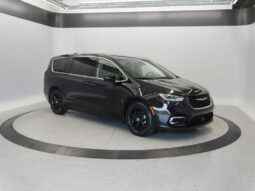 
 Chrysler Pacifica full									