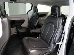 
 Chrysler Pacifica full									