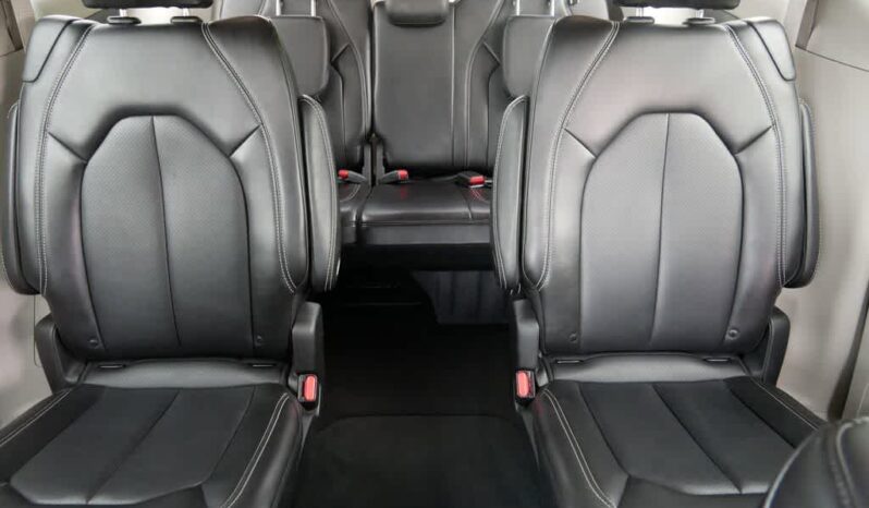 
 Chrysler Pacifica full									
