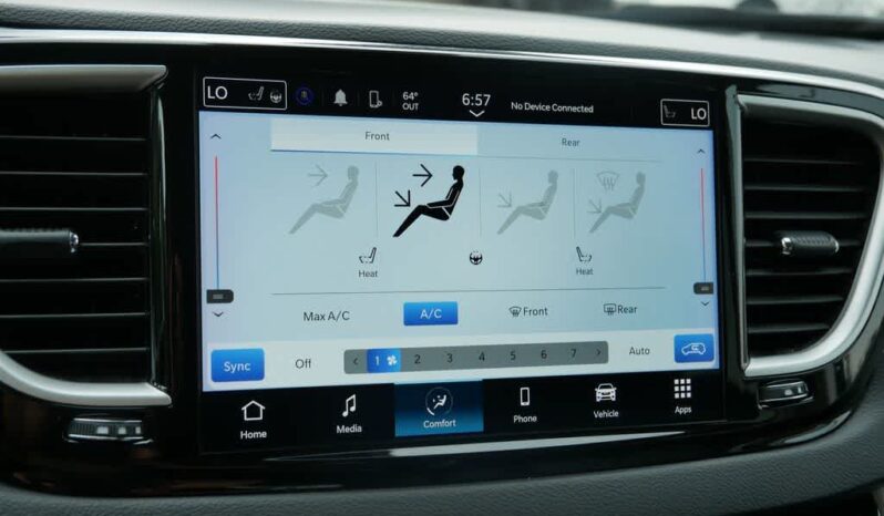 
 Chrysler Pacifica full									