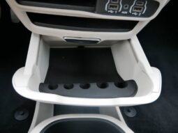 
 Chrysler Pacifica full									