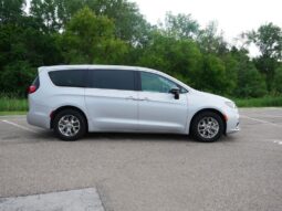 
 Chrysler Pacifica full									