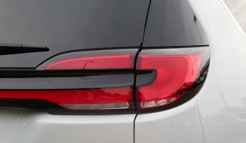 
 Chrysler Pacifica full									