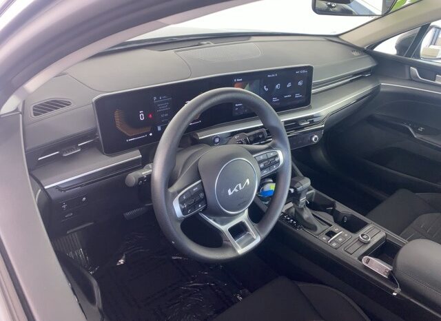 
 Kia K5 full									
