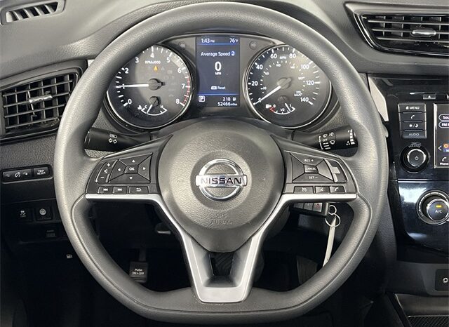 
 Nissan Rogue Sport full									