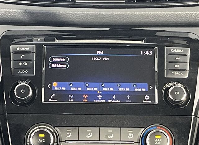 
 Nissan Rogue Sport full									