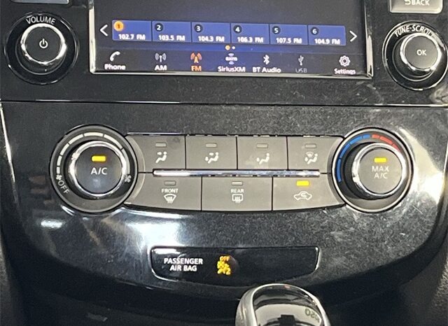 
 Nissan Rogue Sport full									