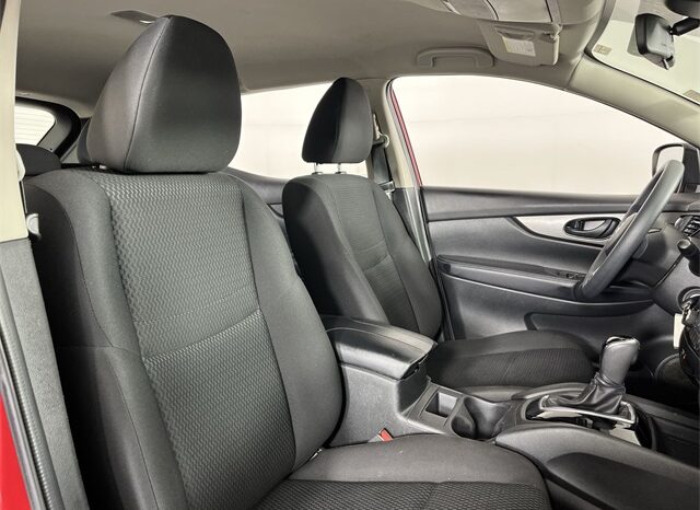 
 Nissan Rogue Sport full									