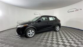 Nissan Kicks Play