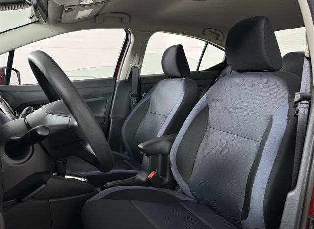 
 Nissan Versa full									