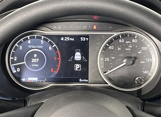
 Nissan Versa full									