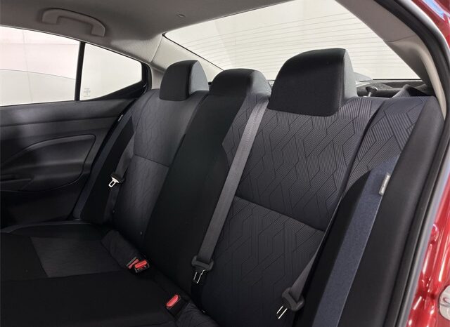 
 Nissan Versa full									
